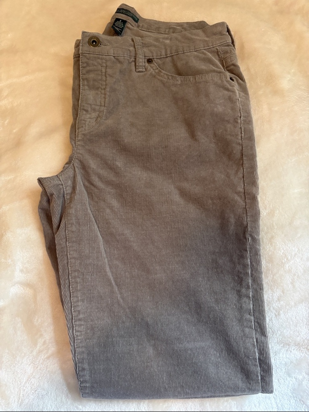 Lauren Ralph Lauren Mid-Rise Corduroy Pants in Light Tan/brown